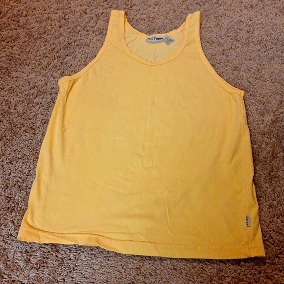 Yellow tank $.25 - Picture 1 of 1